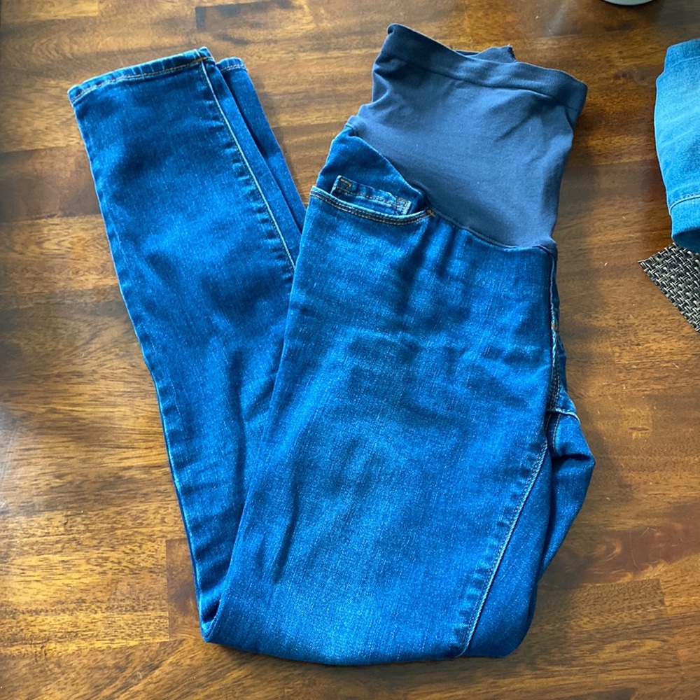 Old navy maternity skinny jeans
